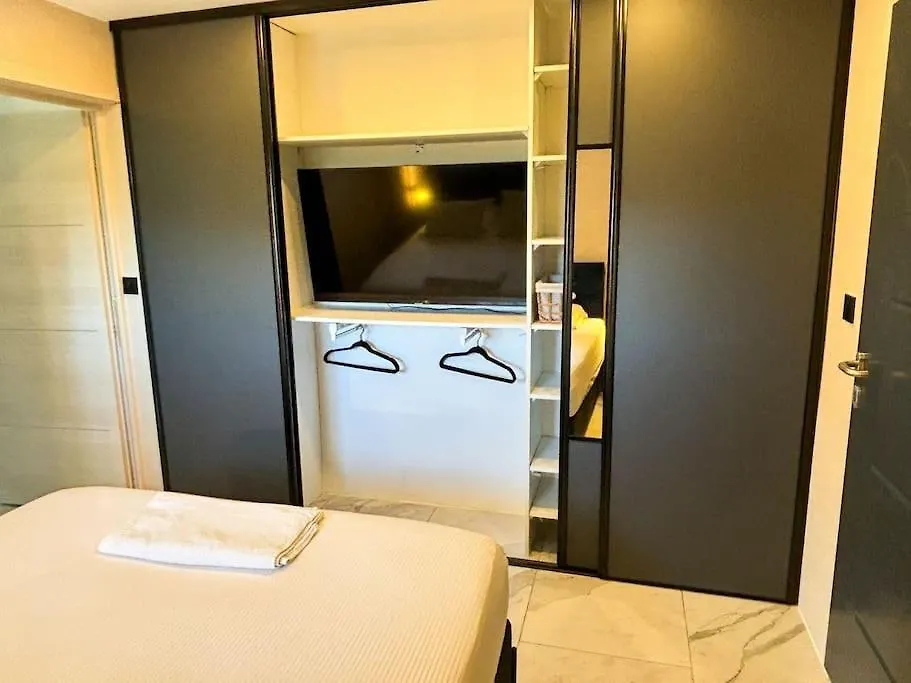 Apartment Love Room Spa Privatif Saint Aygulf France